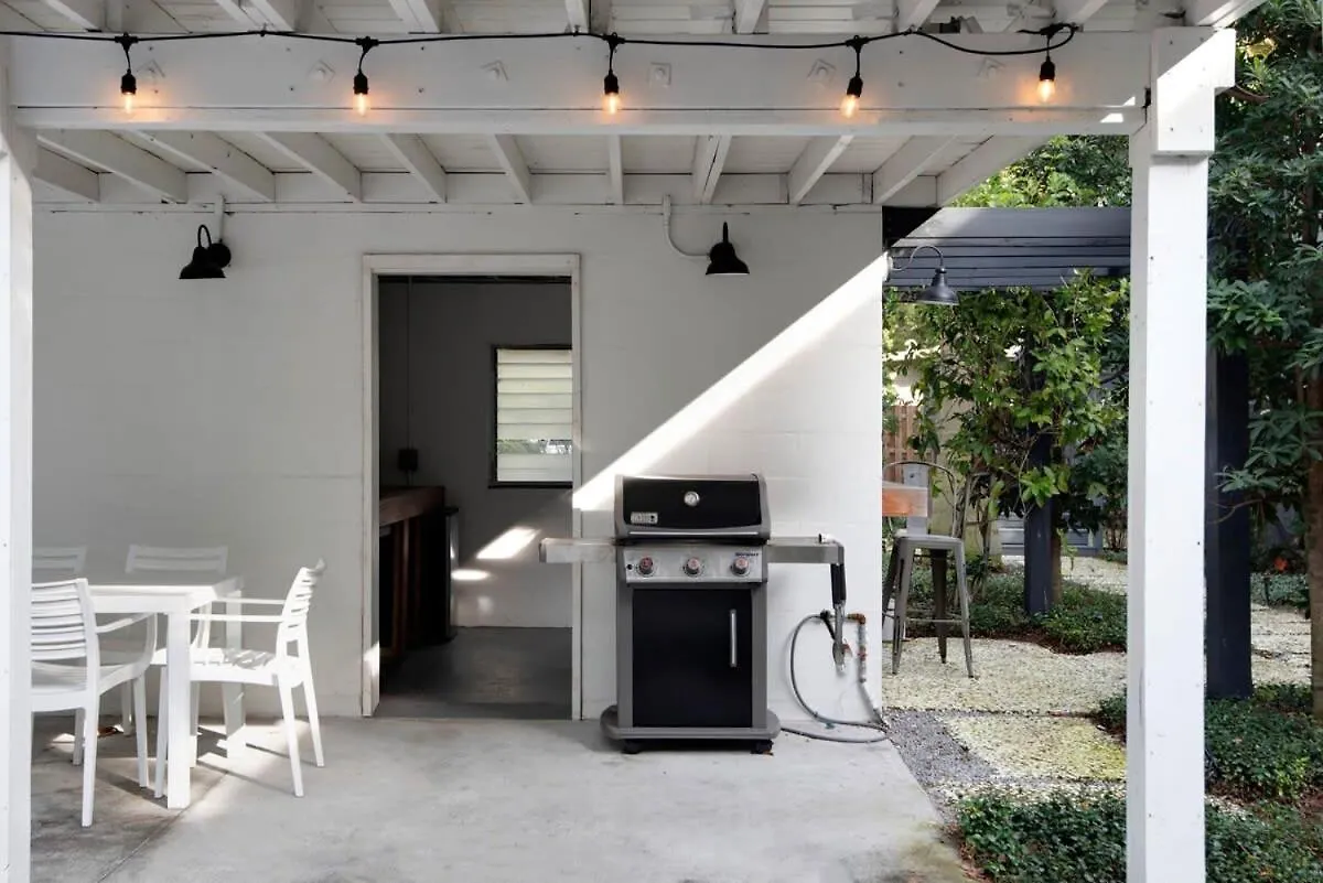 Soho Siesta Stunning Apt W Private Balcony Tampa